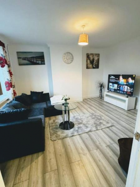 SwankyHome4Groups/Contractors/M5